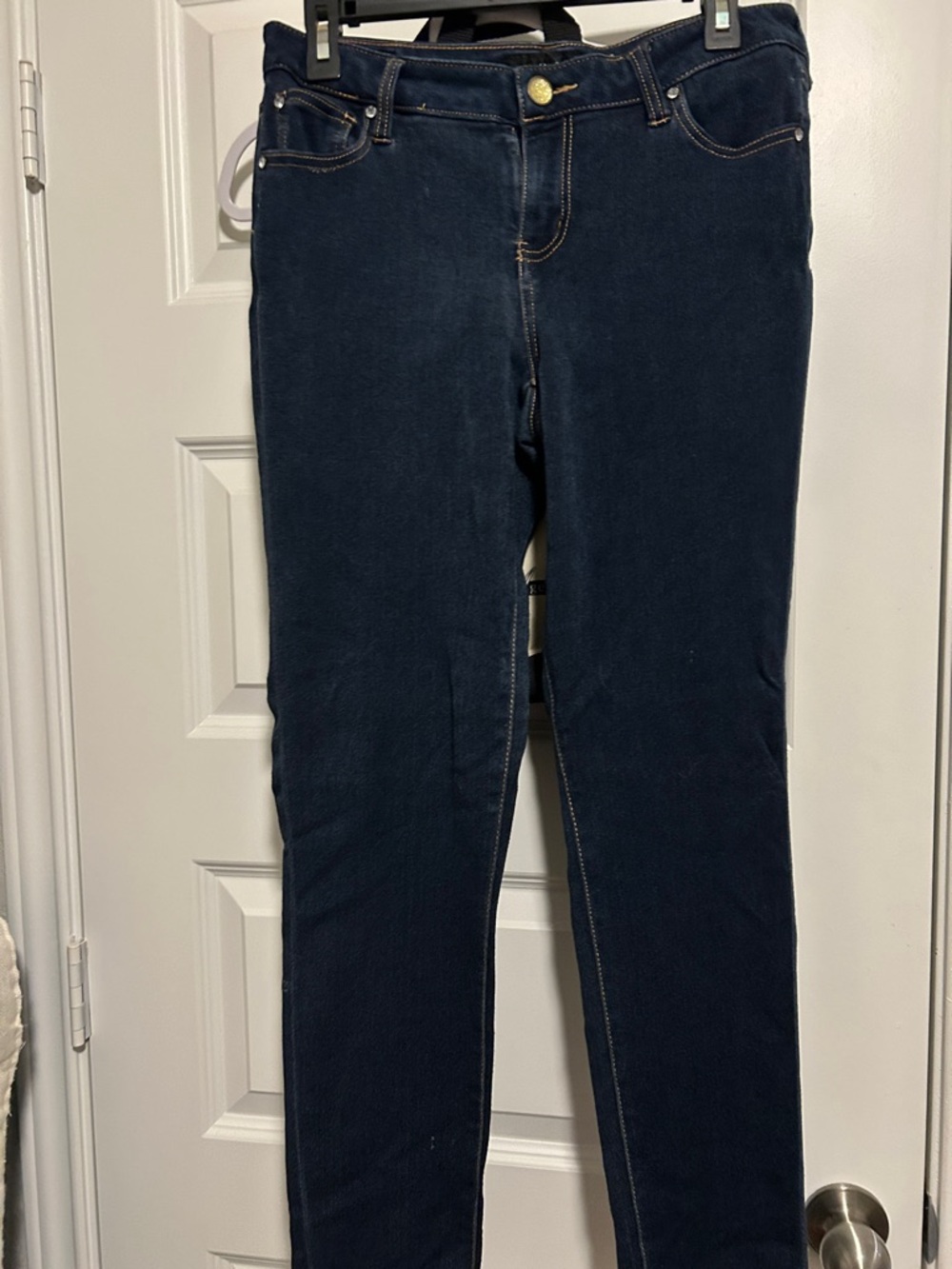 Women’s Skinny Jeans in Dark Blue Stretch Denim